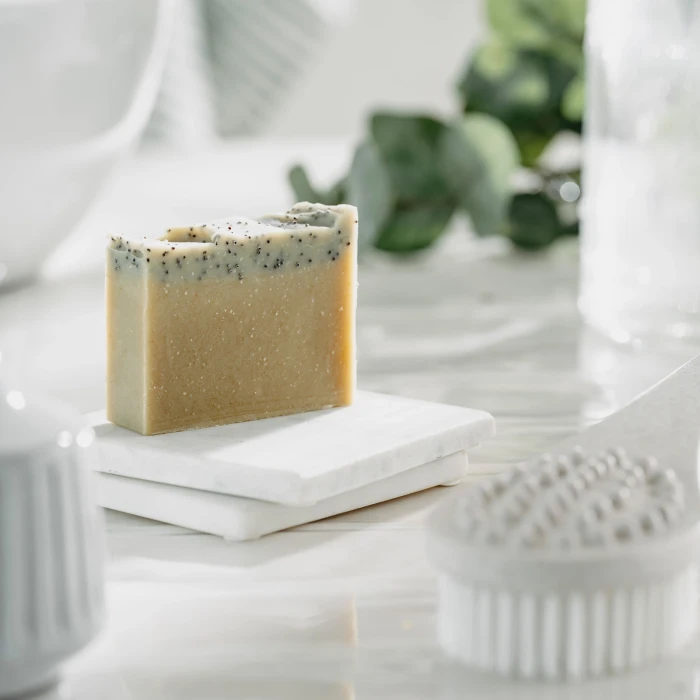 pol_pl_Konopie-z-Mlodym-Jeczmieniem-mydlo-naturalne-889_2.webp