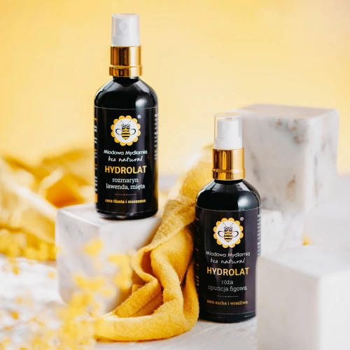pol_pl_Rozmaryn-Lawenda-Mieta-hydrolat-do-cery-tlustej-i-mieszanej-100ml-1067_7.webp