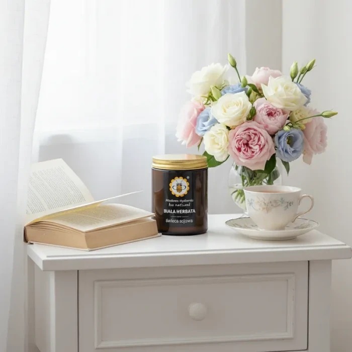 pol_pl_Biala-Herbata-swieca-z-wosku-sojowego-1281_4.webp