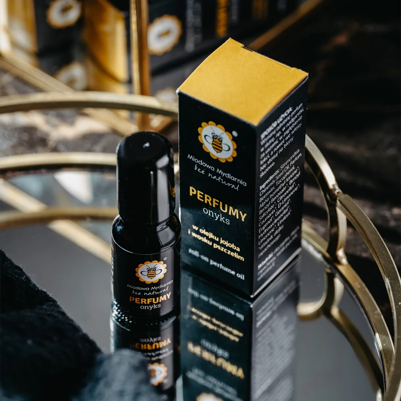 pol_pl_Onyks-perfumy-roll-on-1121_7.webp