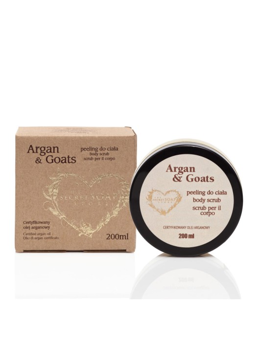 argan-goats-peeling-do-ciala (1).jpg